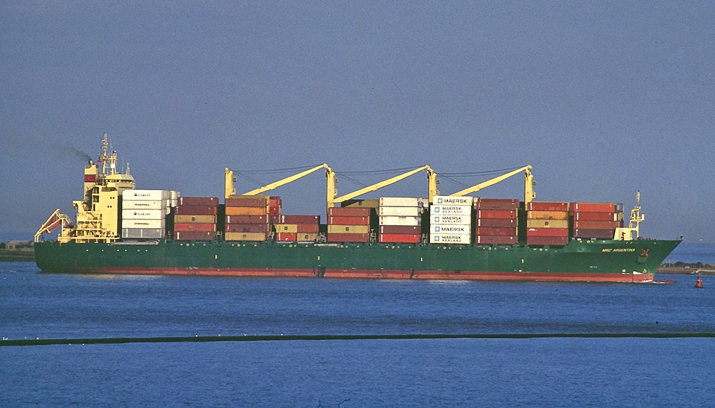 出售12000吨集装箱船
