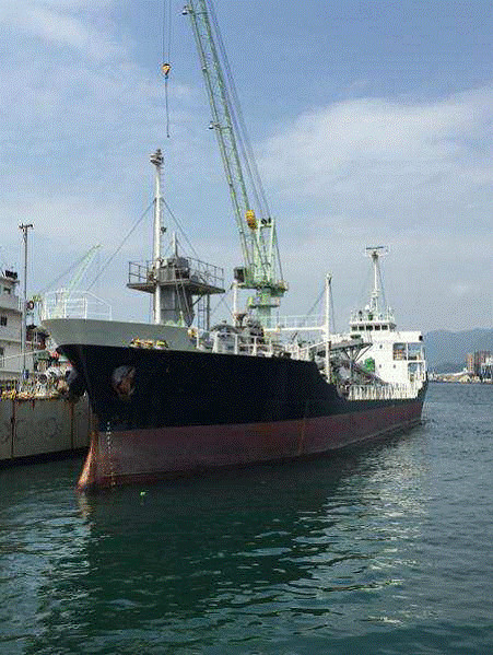 出售日本造1800吨水泥运输船 