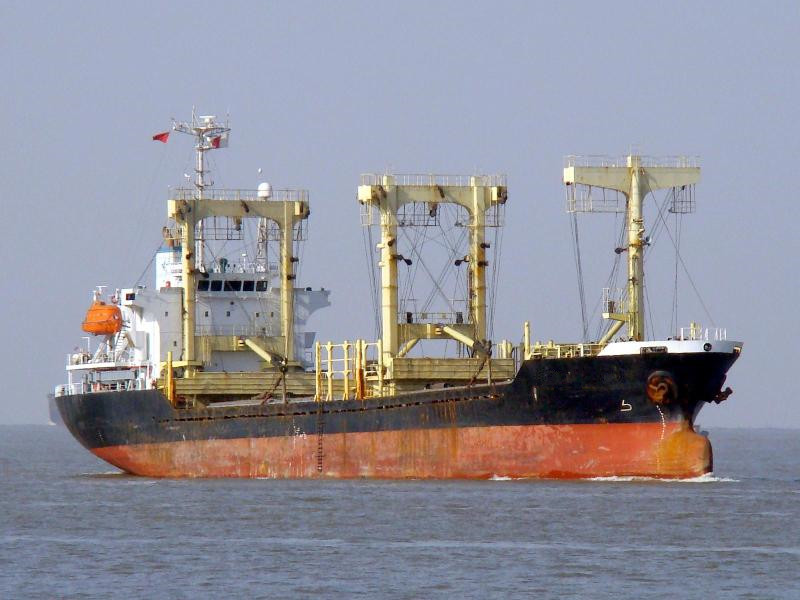 出售日本造7734吨普通货船