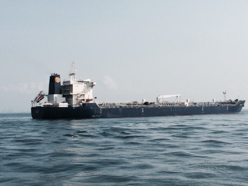 出售98年克罗地亚造47357吨油船