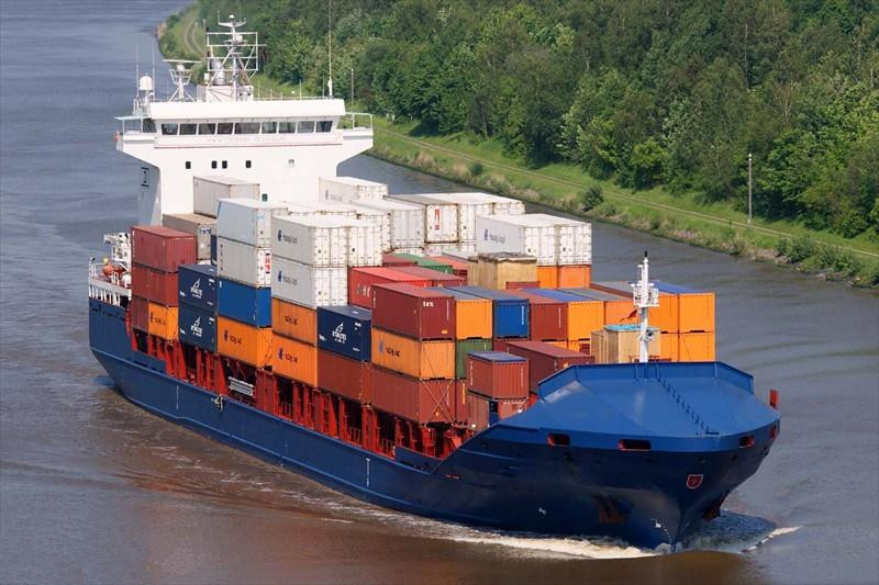 出售08年造8166吨集装箱船
