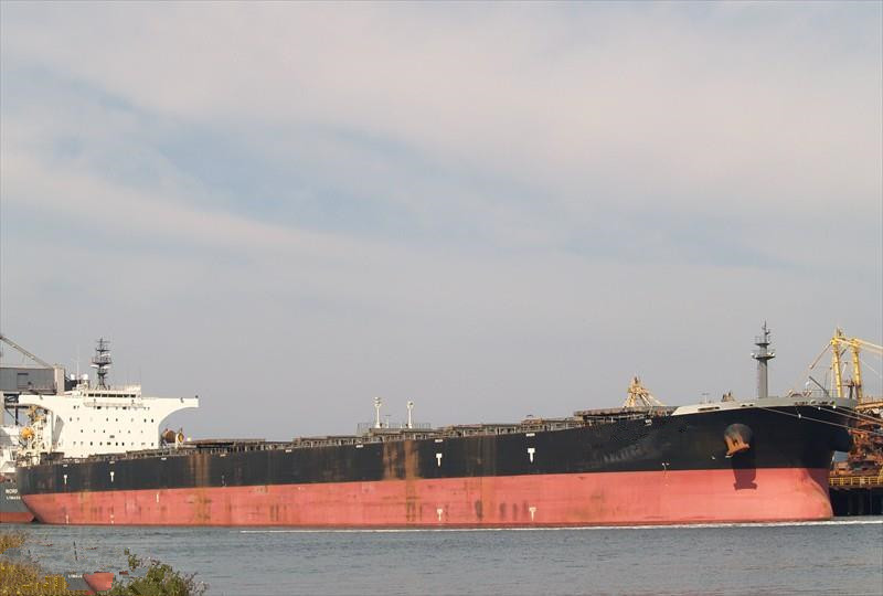 出售07年上海外高桥造17万吨散货船