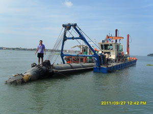 青州永生环保清淤装备出售14寸绞吸式挖泥船