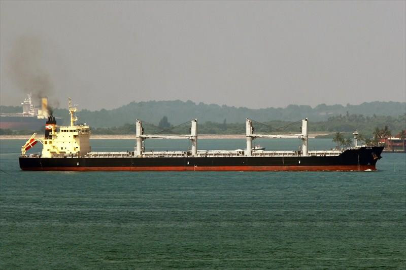  出售11年韩国造37138吨散货船