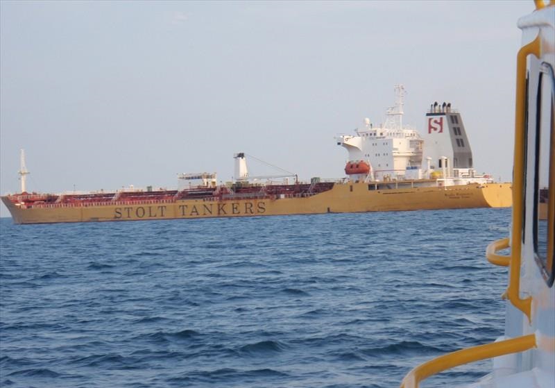 39005吨成品油船