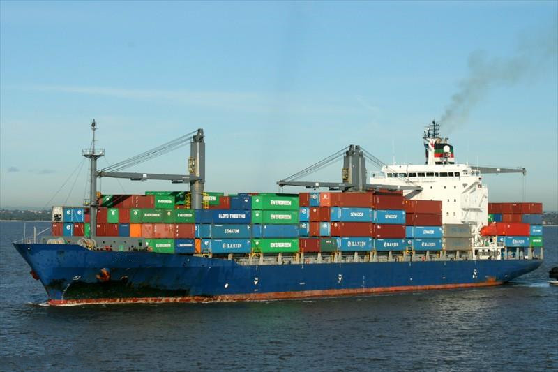 出售99年韩国造21184吨集装箱船
