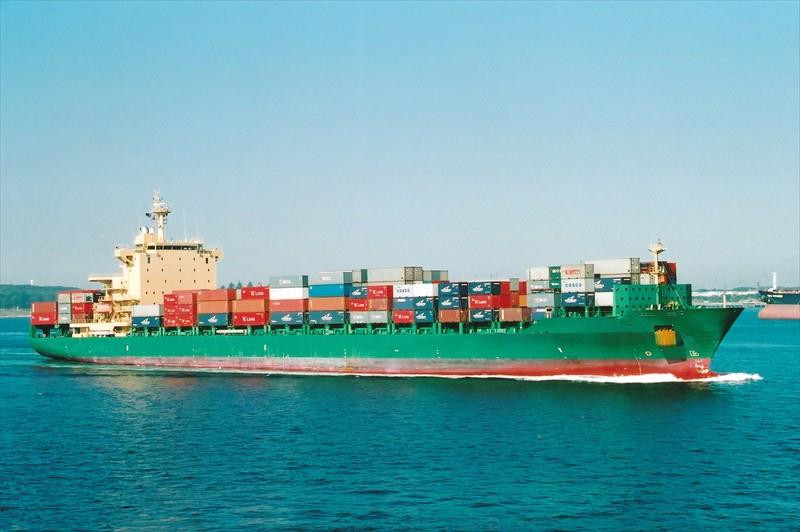 出售02年韩国造39358吨集装箱船