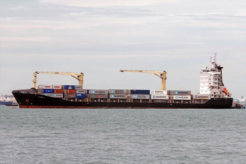 出售05年中国造13839吨集装箱船