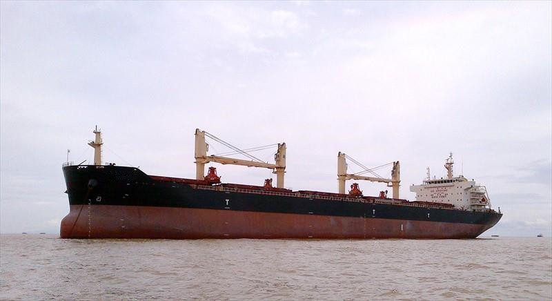 出售12年中国造57000吨散货船