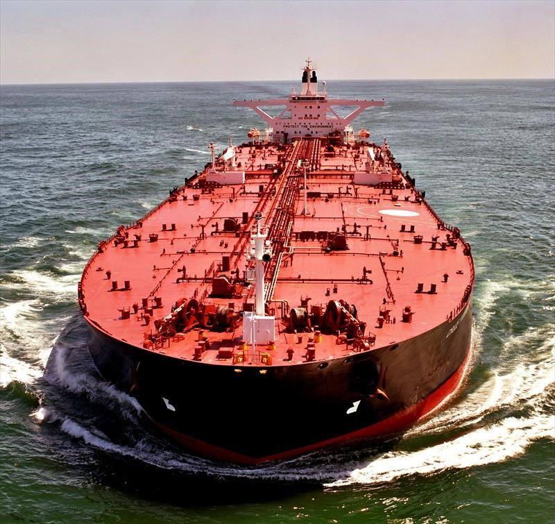 出售02年韩国造30万吨油船