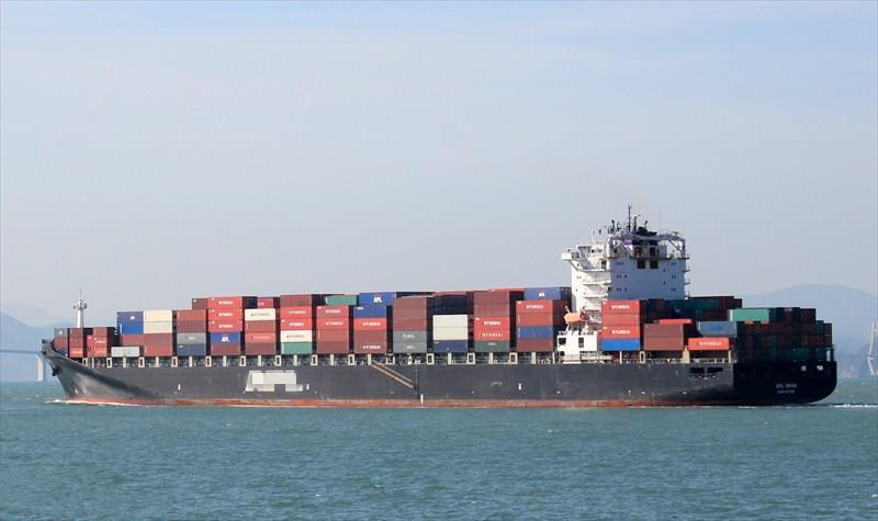 出售2艘10年韩国造63271吨集装箱船