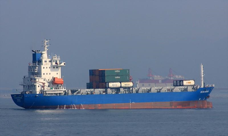 出售14年中国造6602吨集装箱船