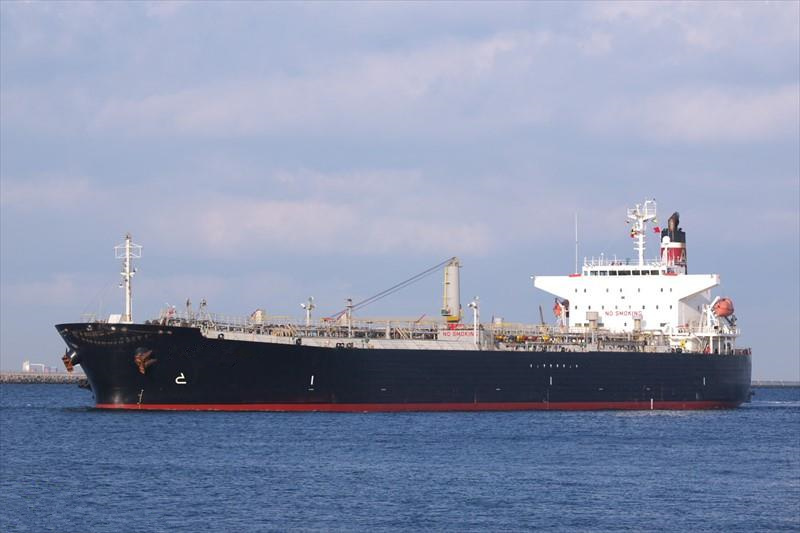 出售04年日本造47999吨油船