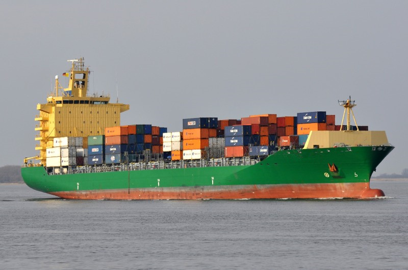 出售05年德国造37883吨集装箱船