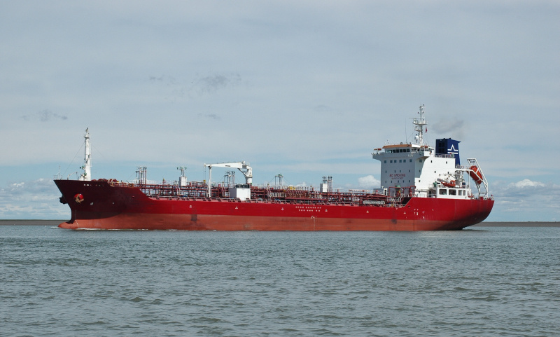 出售2006年韩国造13185吨油化船