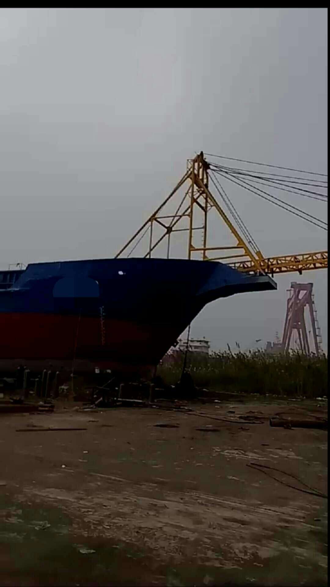 售2007年2500T沿海皮带砂船