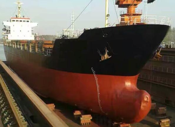 出售2005年7960吨近海多用途船