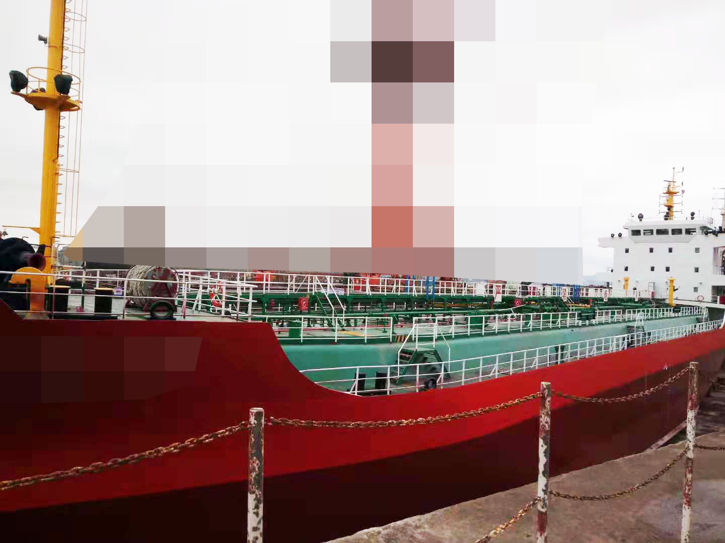 出售5500吨一级油船