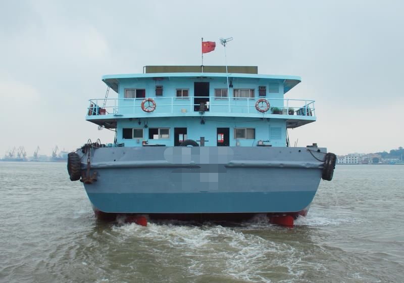 出售2003年造1660吨内河双壳集装箱船