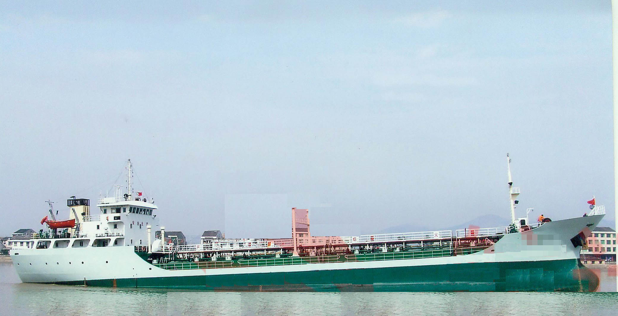 出售2006年2430吨近海加温一级油船