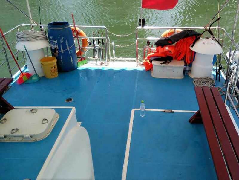 售：2013年沿海18.8米玻璃钢游艇