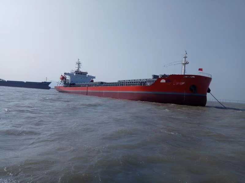 出售2017年9000吨江海直达散货船
