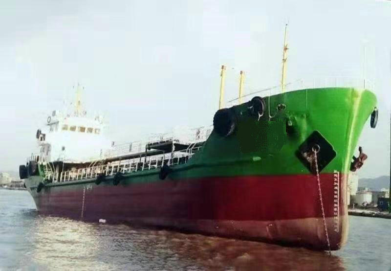 售：2011年沿海1000吨双底双壳油船