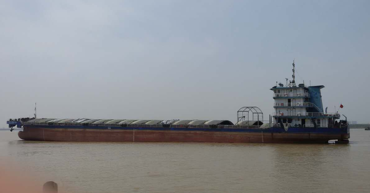 出售5500吨级川江船