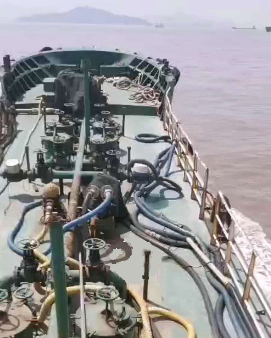 售：2013年沿海180T污油船