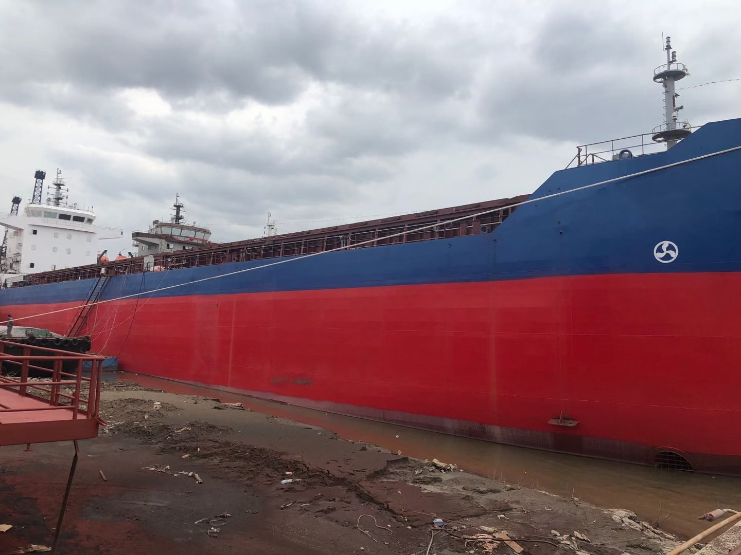 出售新造12500吨近海散货船带艏側推