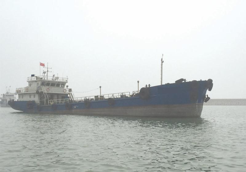 ♥出售：2010年沿海450T污油船