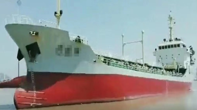 2006年 2156 DWT 油船