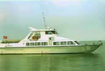 低价出售2009年造20米沿海玻璃钢客船
