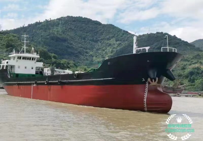 出售1000吨干货船： 通舱结构/ 2008年5月浙江建造/