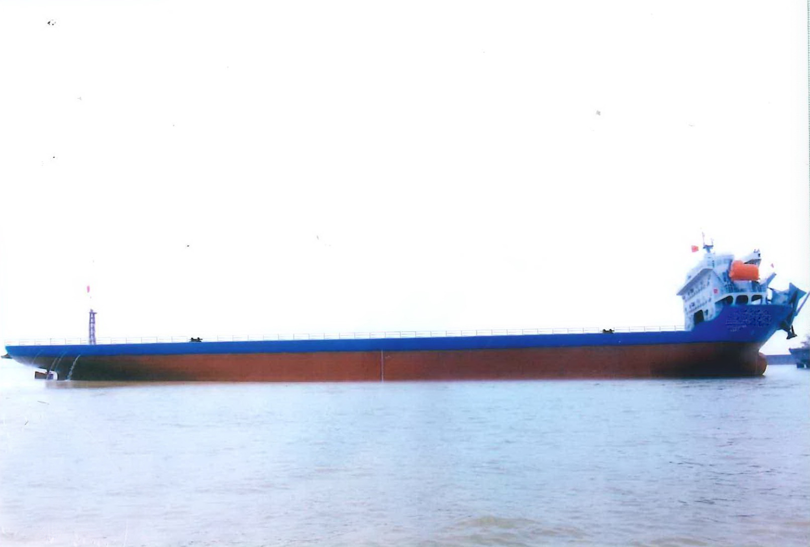 Z812【可租可售】25米后驾甲板甲板船出租7800吨