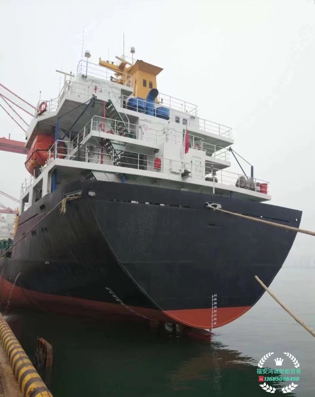 出售5177吨集装箱船：
