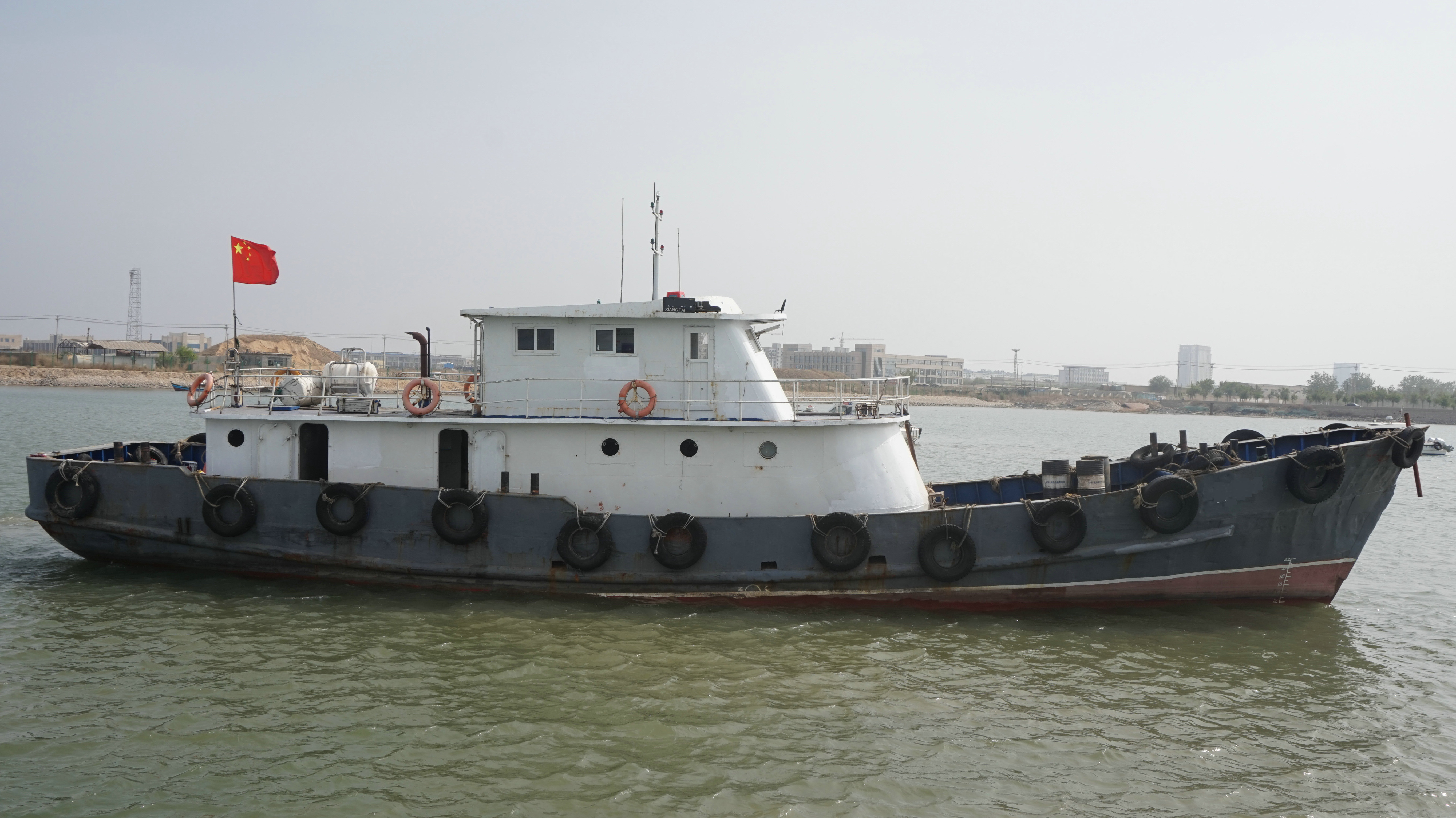 售：1995年沿海28米钢制交通船