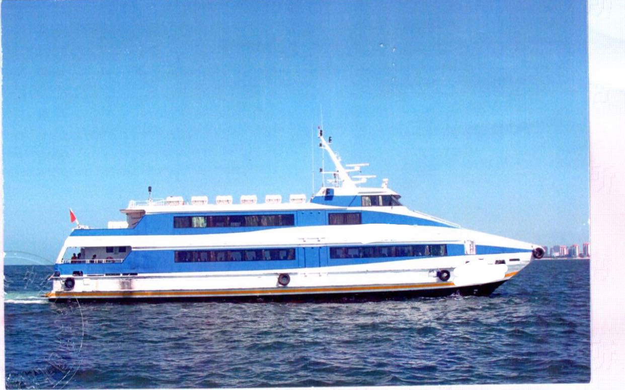 出售2002年370人高速客船