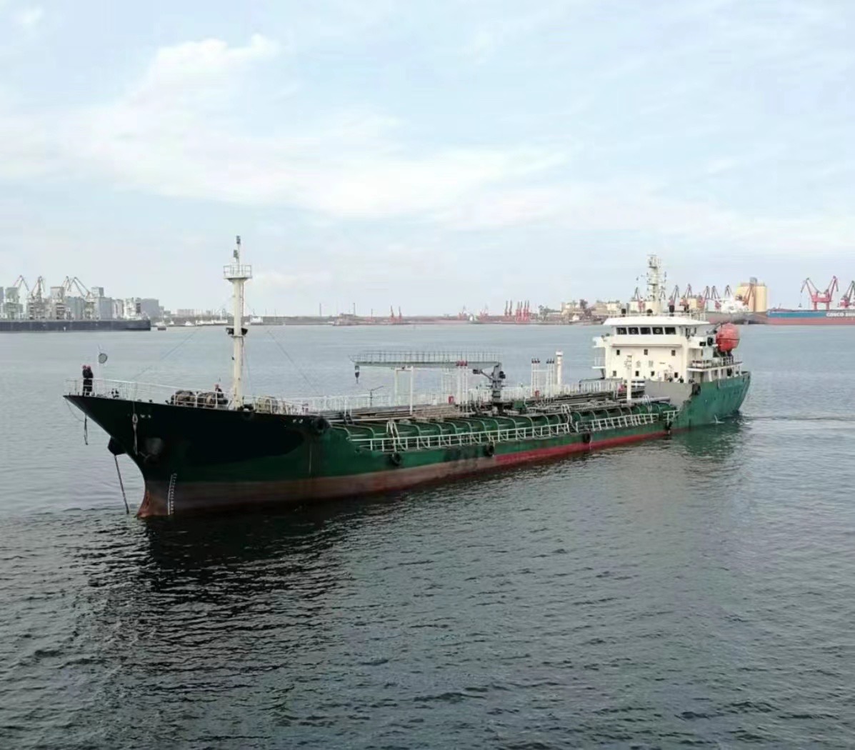 售:2006年舟山造3100吨专业加油船