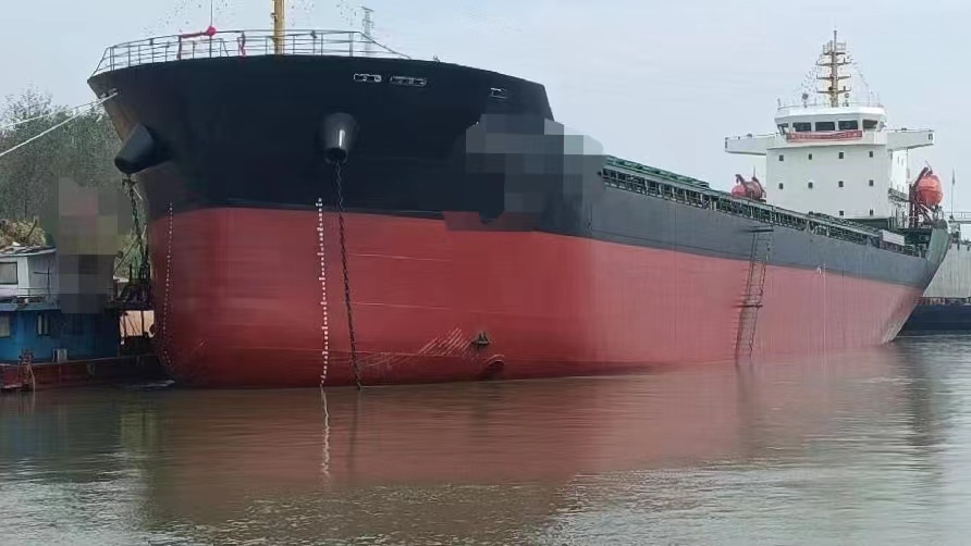 出售:【散货船】12500吨,新船办证中，编号：HY22110101