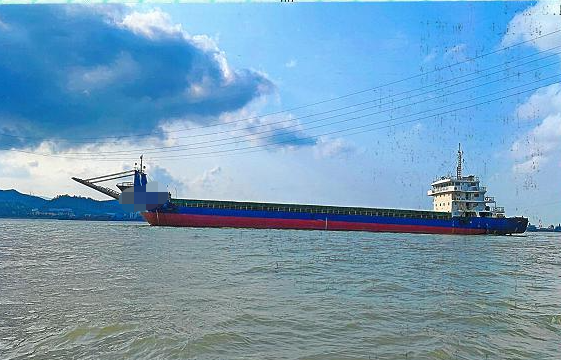 低价出售:【后驾前跳板甲板货船】5100吨，2015年江苏造，编号：HY22121402