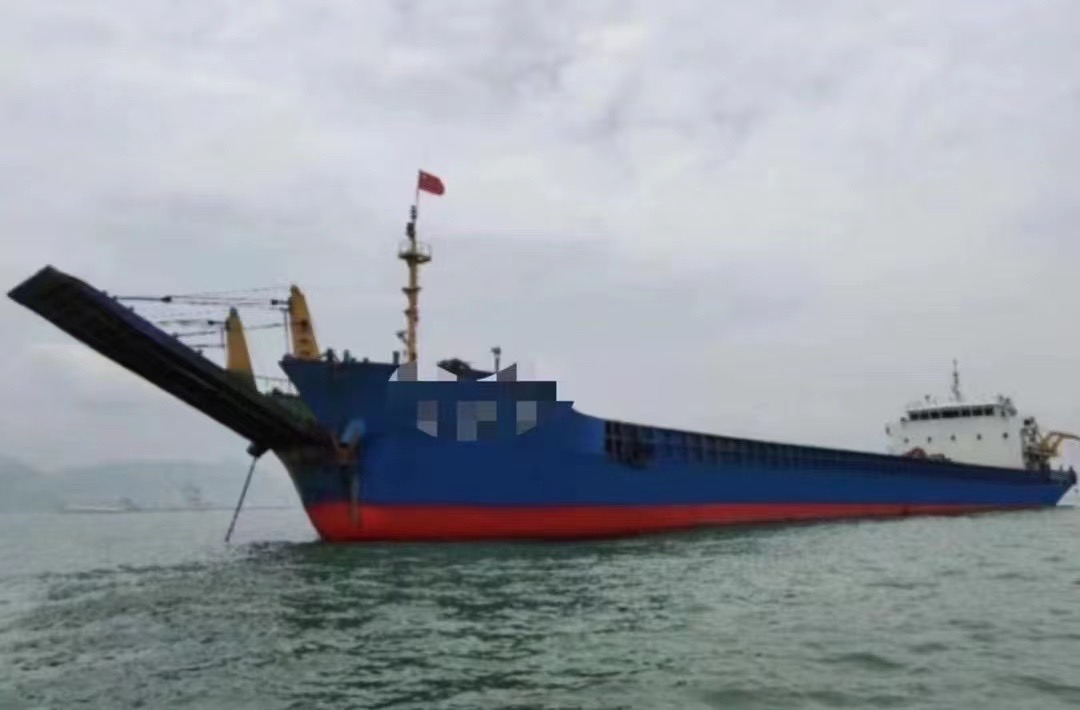 出售台州造2015年5000吨驳船