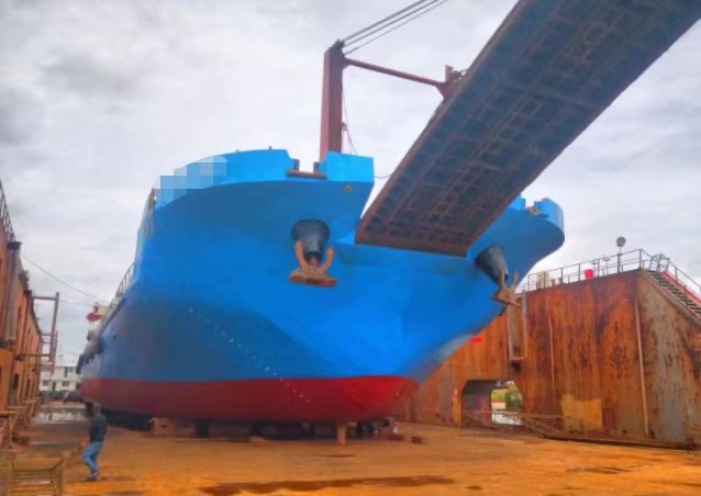 售2009.9月安徽造3000吨甲板驳  