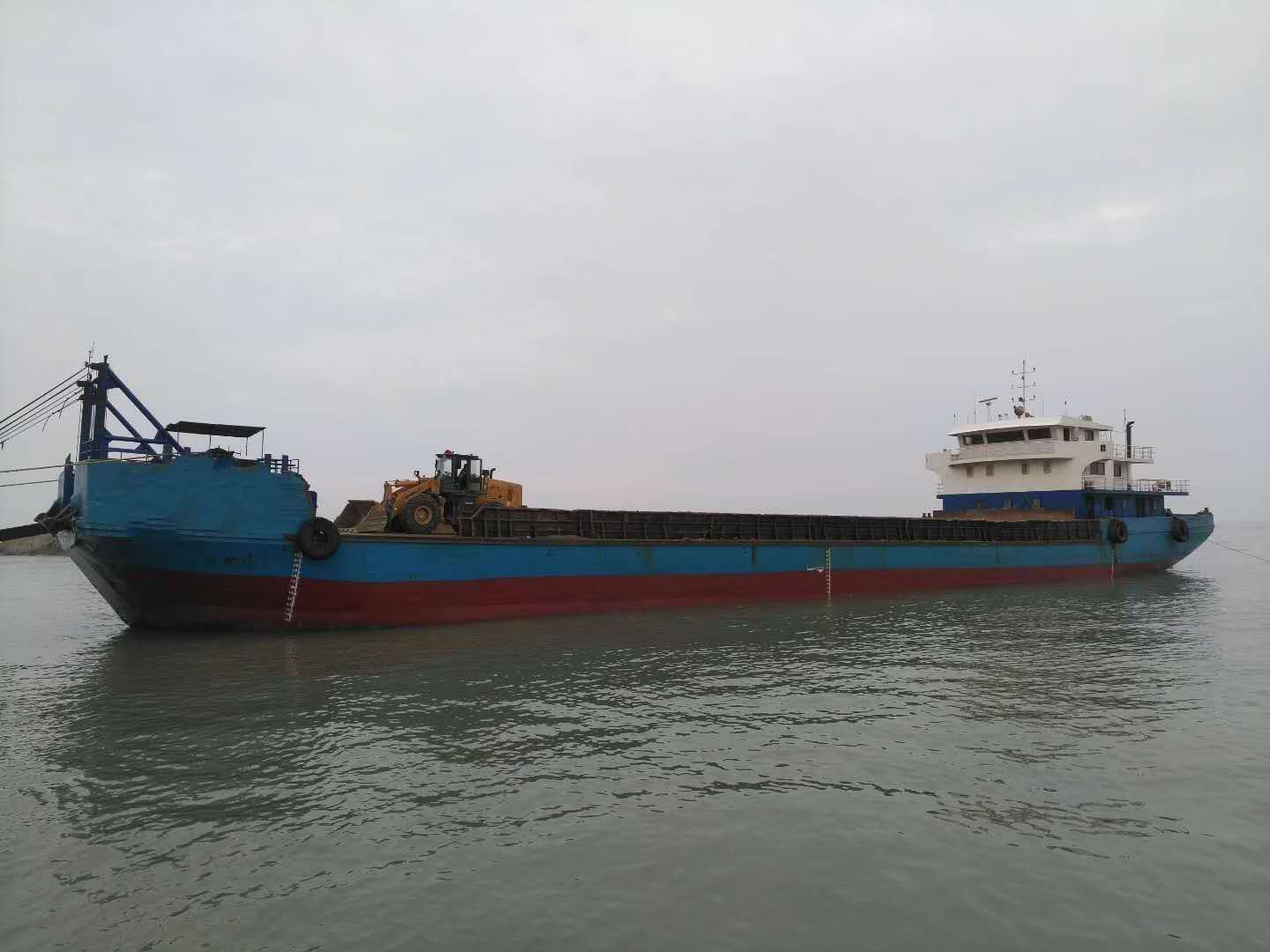 售2010年1700吨沿海甲板驳船