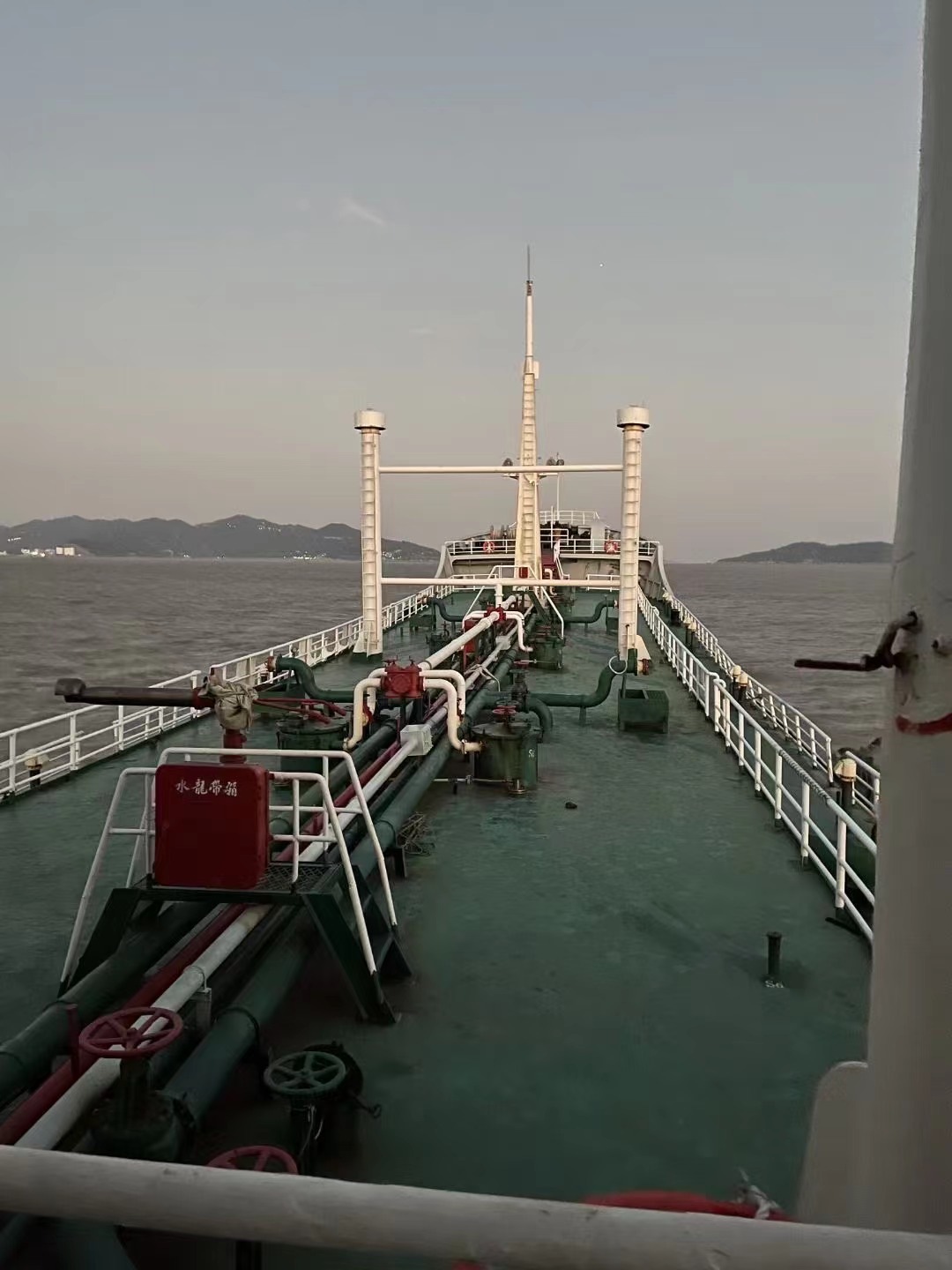 出售3472吨油船（闪点〉60’C） 2001年浙江温州建造