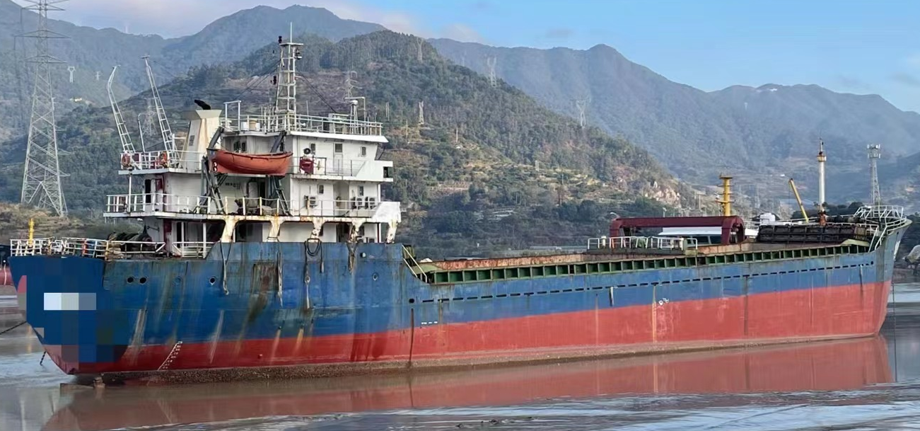 出售:【散货船】3250吨，2005年浙江造，编号：HY23032901