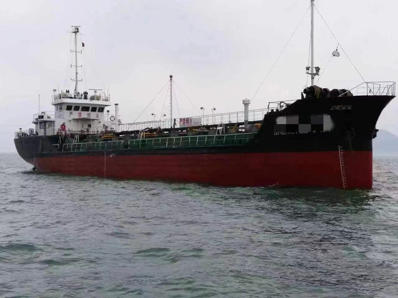 出售：1651吨双底双壳油船（双机） 2007年3月广州建造