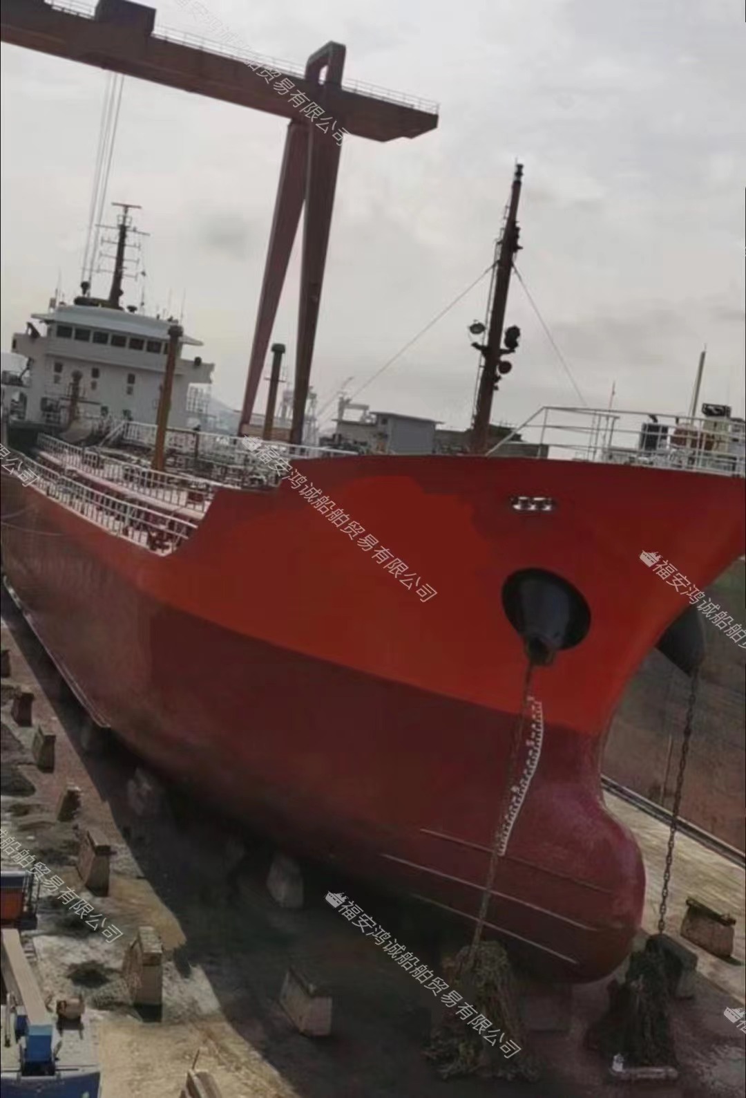 出售：3400吨双底双壳油船，2005年浙江建造
