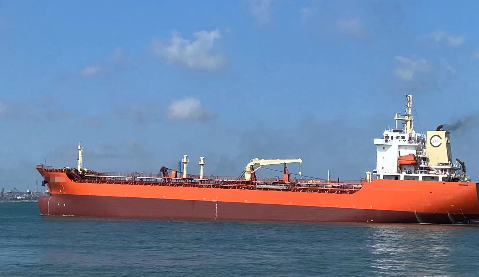 转让2011-17500t 油船
