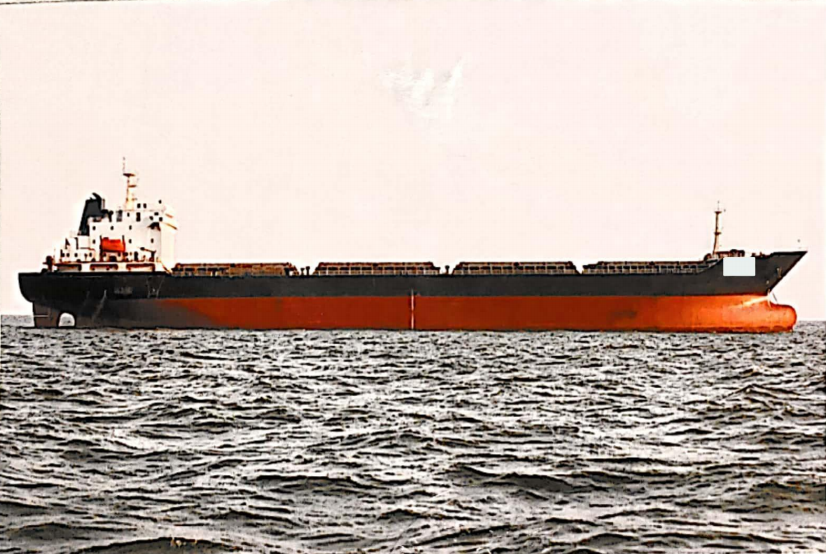 转：2013- 27500吨  散货船 双底